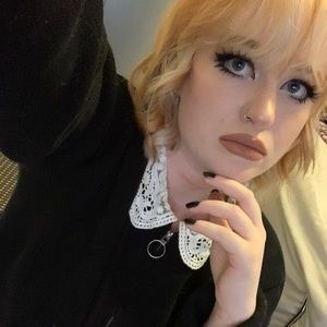 Meet your Posher, Fiona